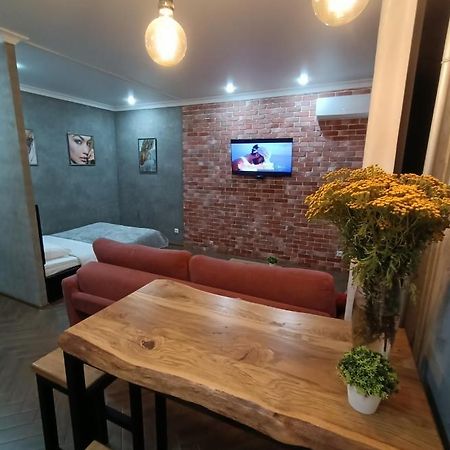 Квартира бизнес -класса в ста метрах от городского парка Петропавловск Экстерьер фото